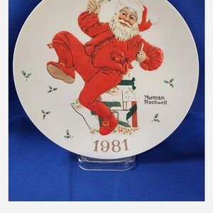 Norman Rockwell Vintage 1981 Santa Plate Ringing in Good Cheer NIB